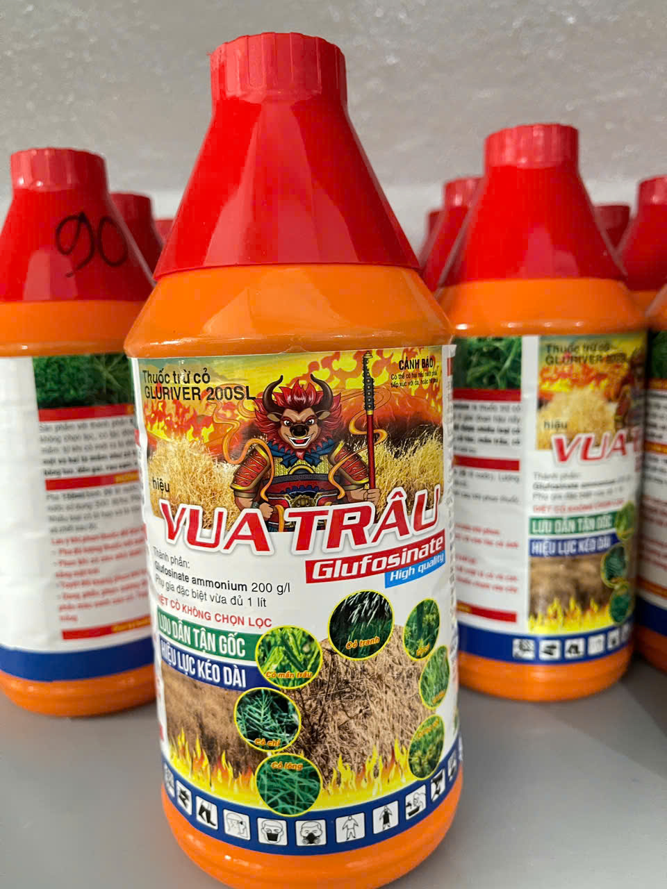 Thuốc diệt cỏ giá rẻ ở cẩm mỹ